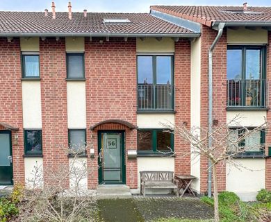 Platz für die ganze Familie; Attraktives Reihenmittelhaus mit Garten & PKW-Carport in beliebter Lage